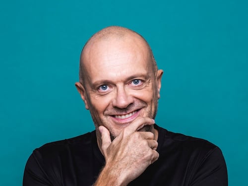 Max Pezzali: "Gli anni '90 erano democratici. Ora viviamo la dittatura dei social"