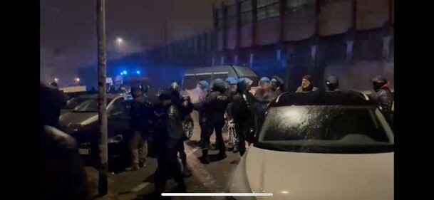 Scontri tra agenti e militanti di Casapound a Casal Bertone 3