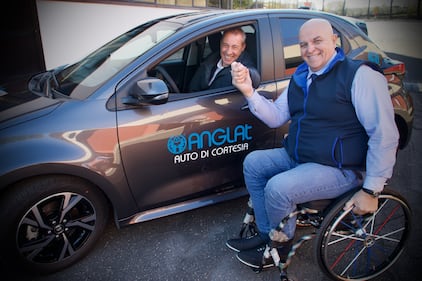 Mobilità senza interruzioni: ANGLAT presenta il servizio nazionale di auto adattate di cortesia 5