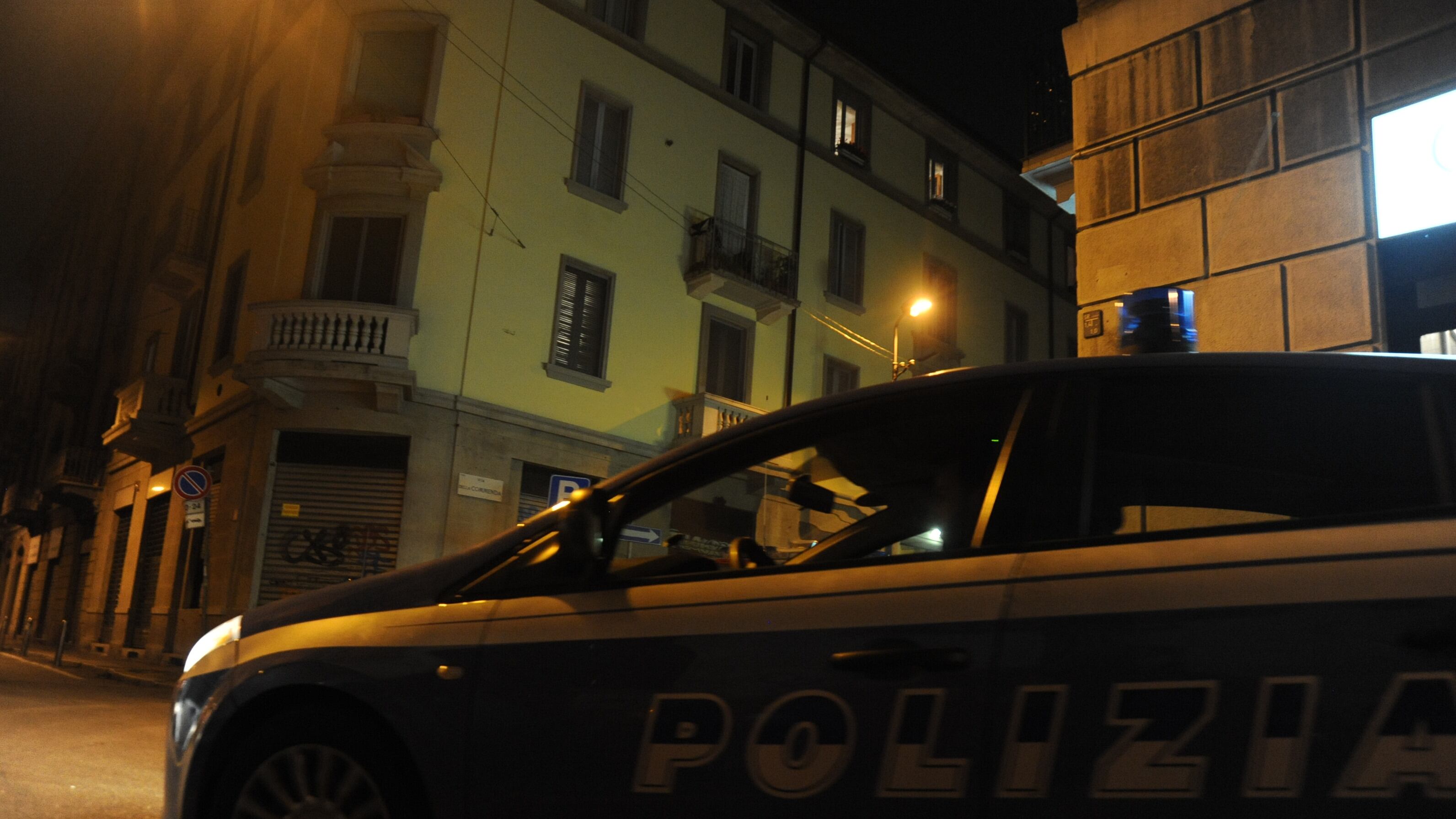 Milano, strangola la fidanzata. Poi chiama l'amico: "Che faccio?"