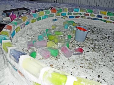 Un igloo fai da te: la creazione di Daniel Gray 6