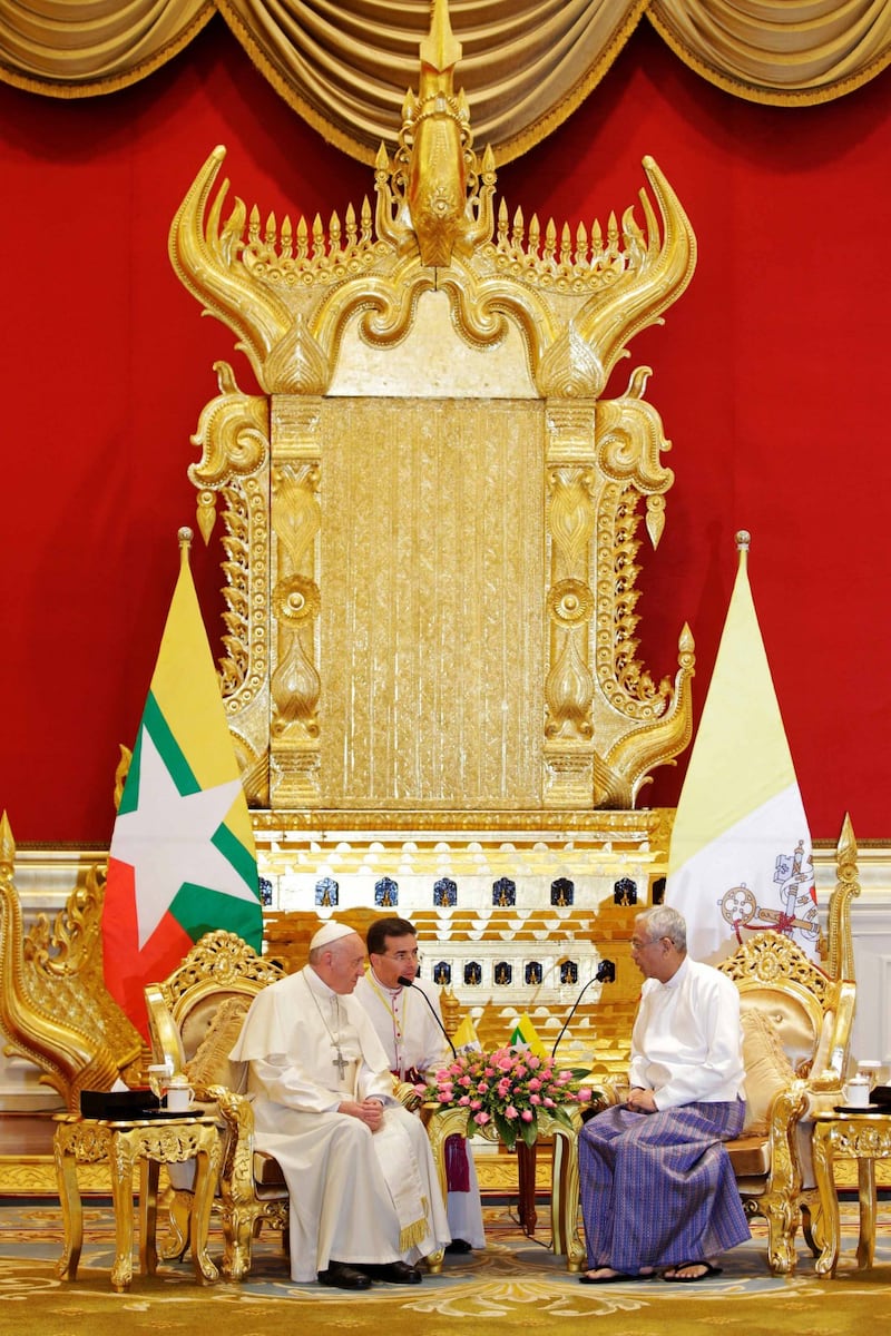 Il viaggio del Papa in Myanmar 19
