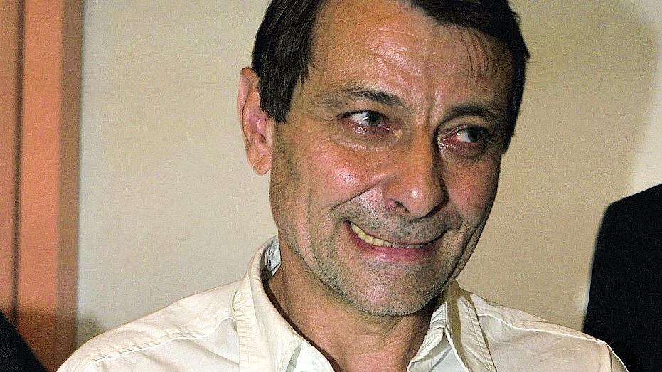 Battisti libero e impunito «Riportiamolo in Italia»