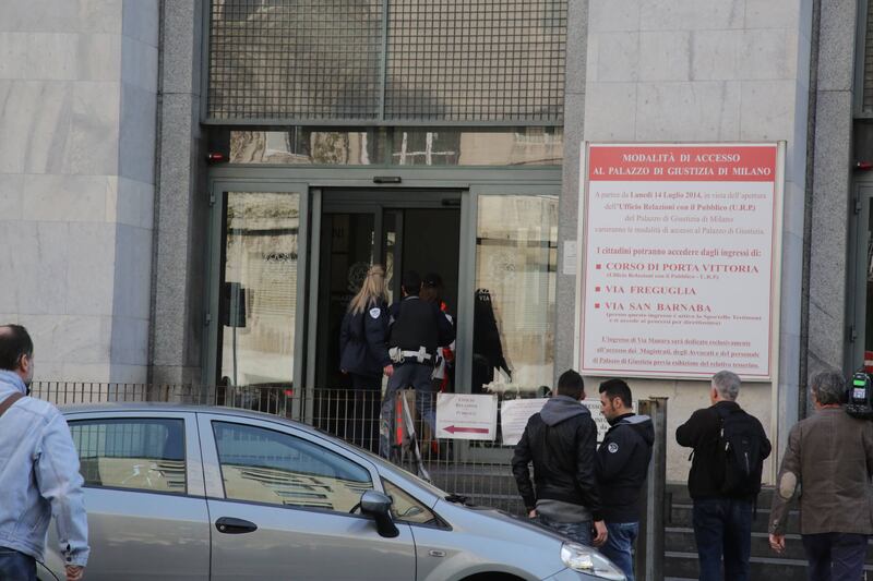Milano, sparatoria al tribunale 8