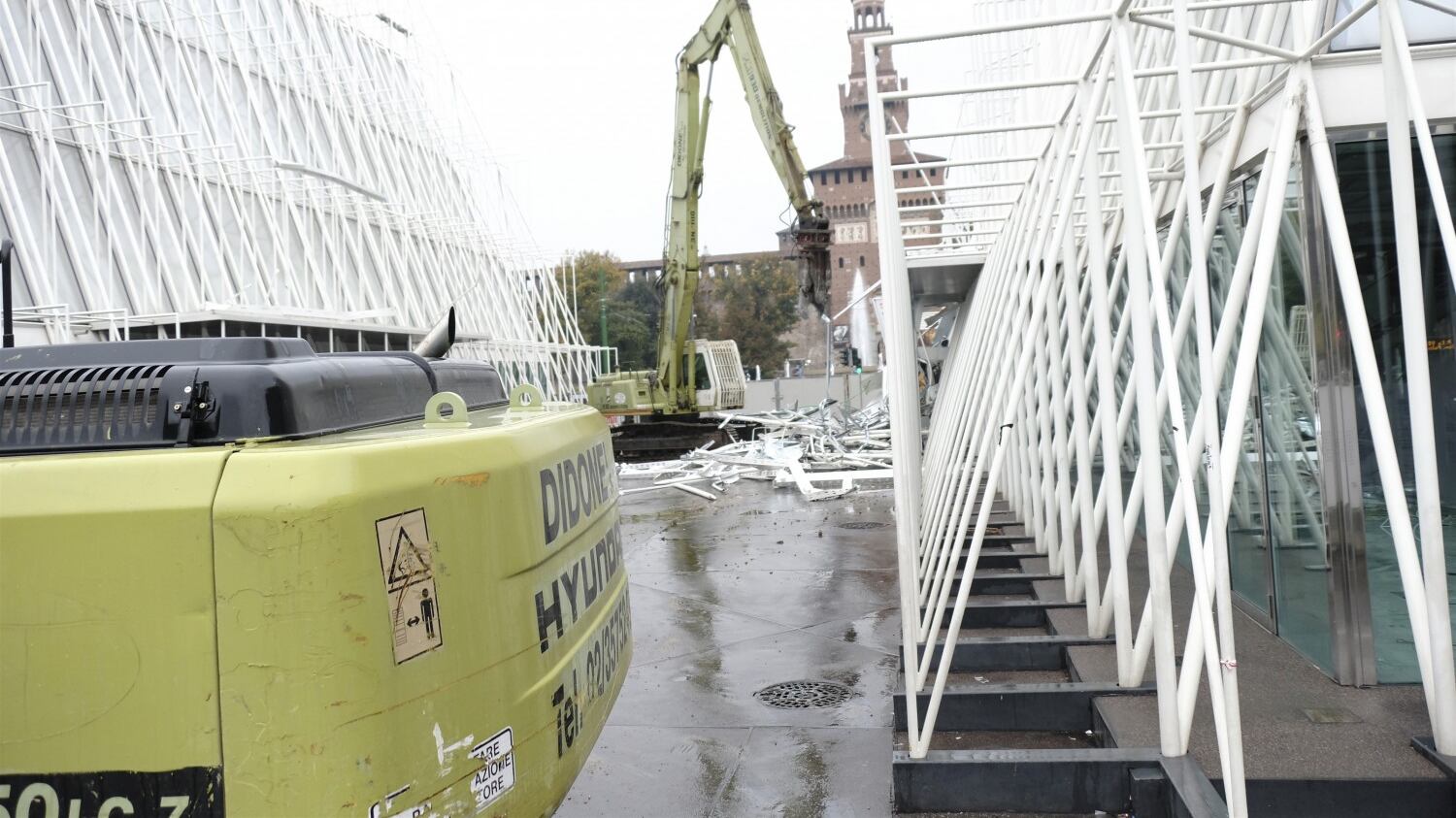 E la città dice addio alle piramidi di Expo