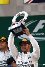 Gp Cina, doppietta Mercedes. Ferrari terza e quarta 15