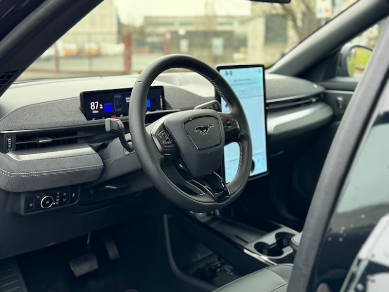 Ford Mach-E GT 2024: guarda il VIDEO in pillole del SUV sportivo elettrico 16