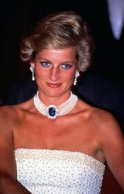 Lady Diana, le foto della principessa triste 8