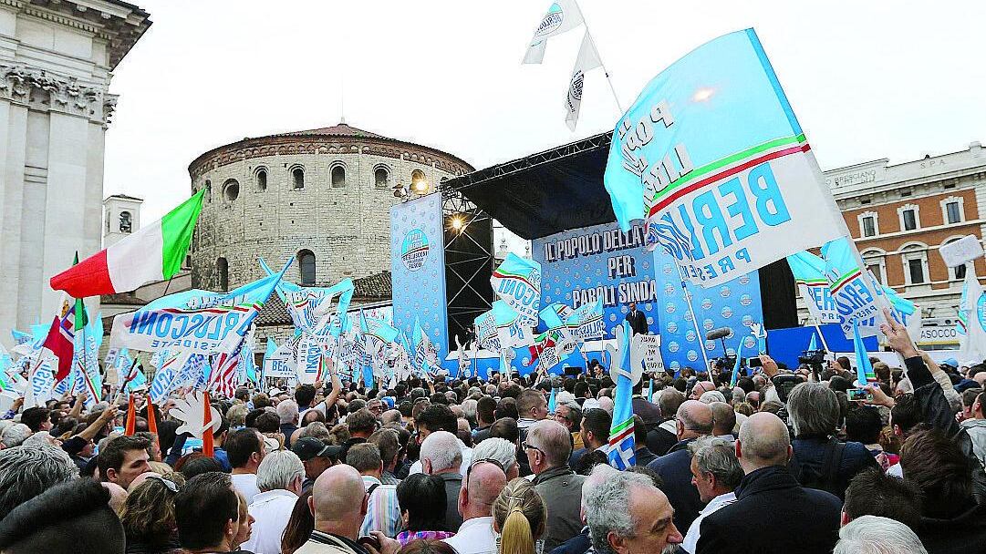 Il Pdl vola ancora nei sondaggi
