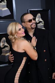Coco Austin, seno in mostra su Instragram 9