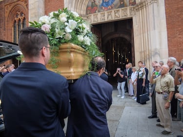 A Milano i funerali di Valentina Cortese nella chiesa di San Marco 8