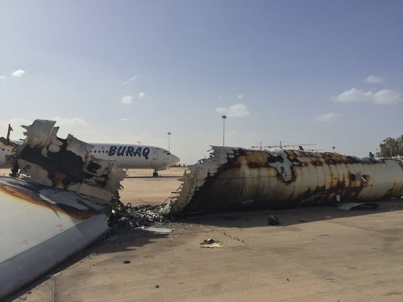 L'aeroporto di Tripoli distrutto dagli islamisti 3