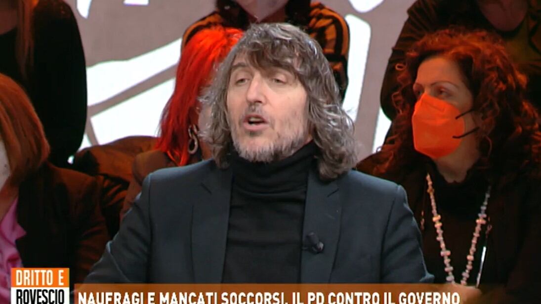 "Fanno una strategia della tensione". Lo sfogo di Cruciani sulle Ong