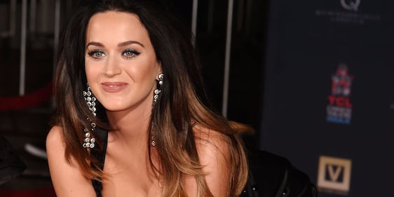 Katy Perry sexy in spiaggia  17