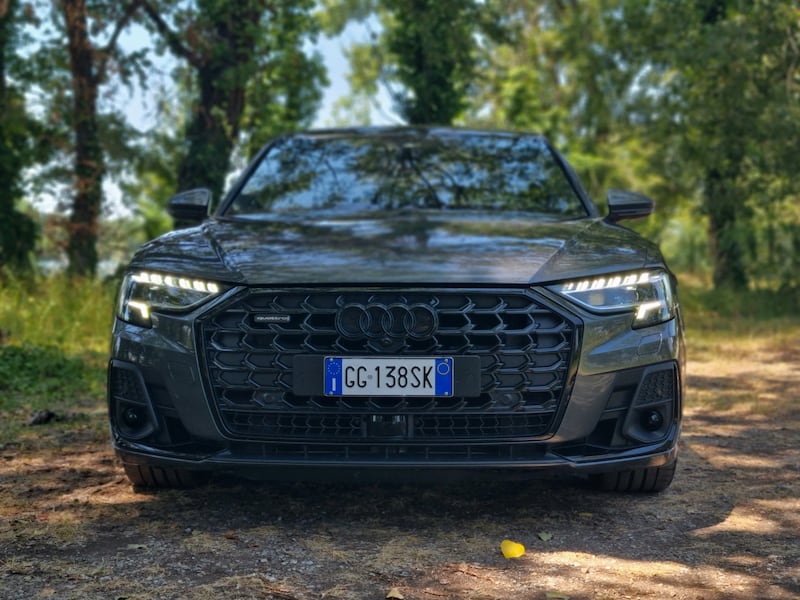 Audi A8 60 TFSI e, guarda la gallery 3