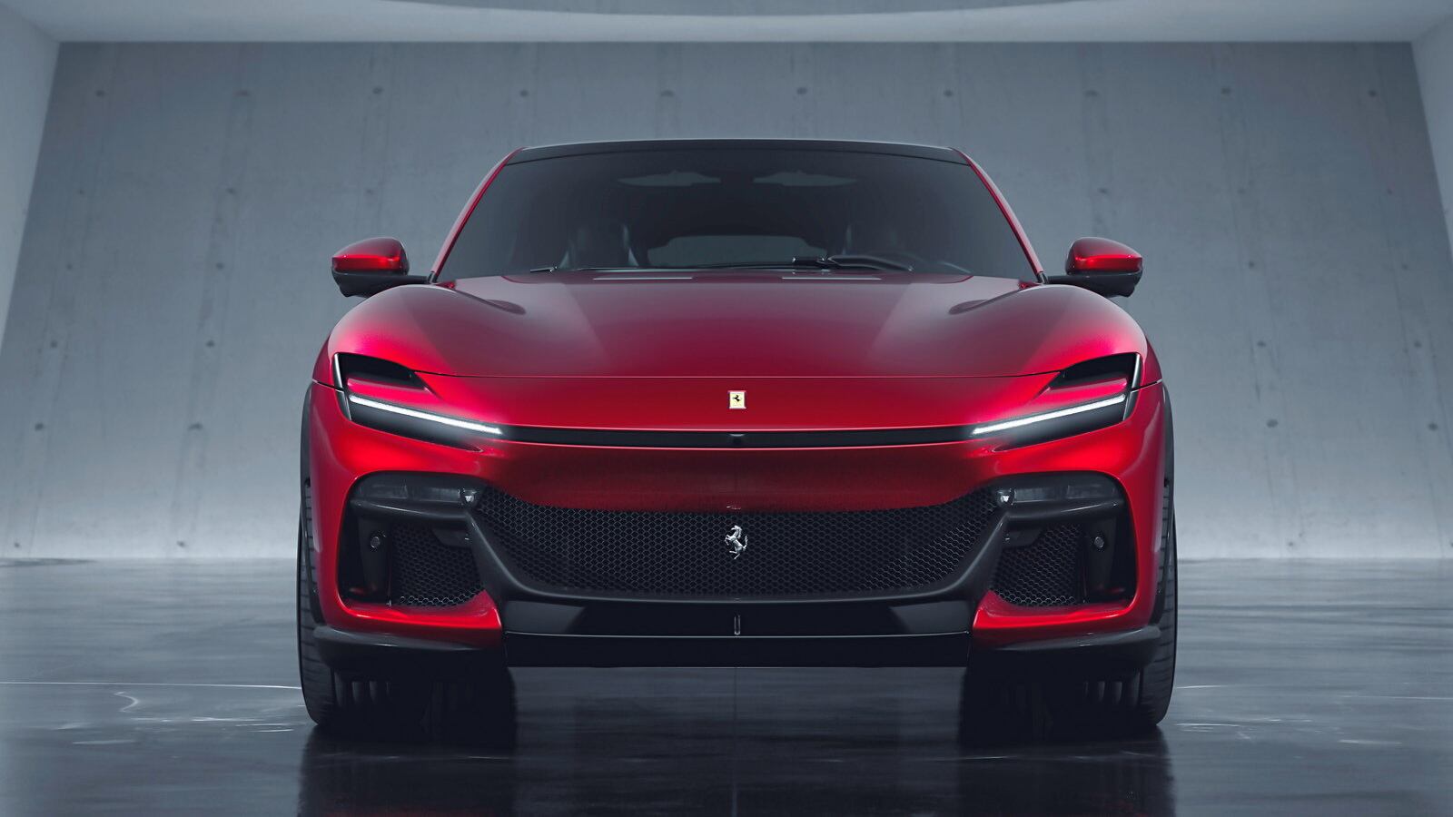 Rosso, il colore dell’anno: da Ferrari a Mazda, 50 sfumature di heritage e passione