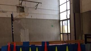 Foppette, scuola ridotta a colabrodo