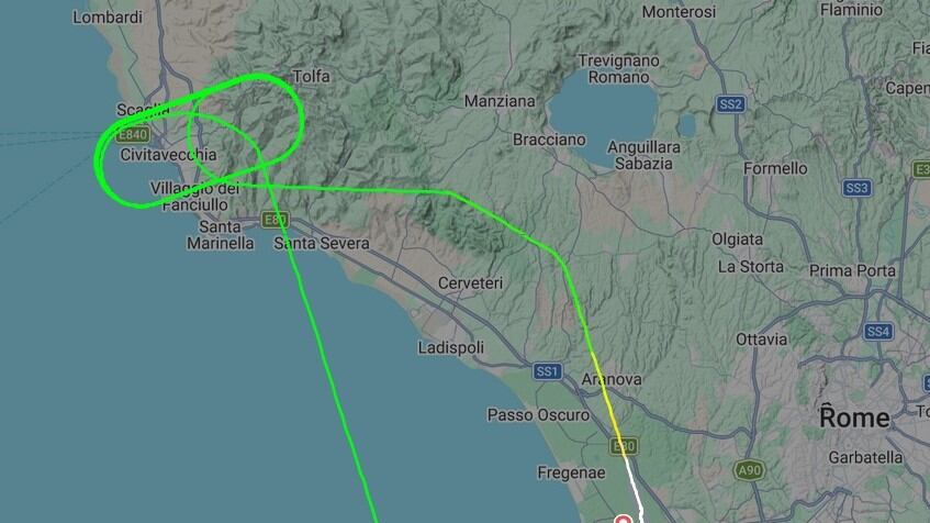 Paura a Fiumicino, Airbus striscia la coda in pista: atterraggio d’emergenza dopo il decollo