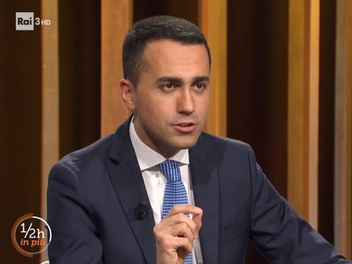 Di Maio rinuncia alla premiership: "Ma no a Berlusconi nel governo"