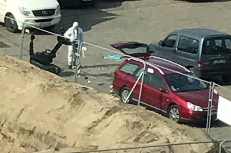 Anversa, tenta di travolgere la folla con l'auto 7
