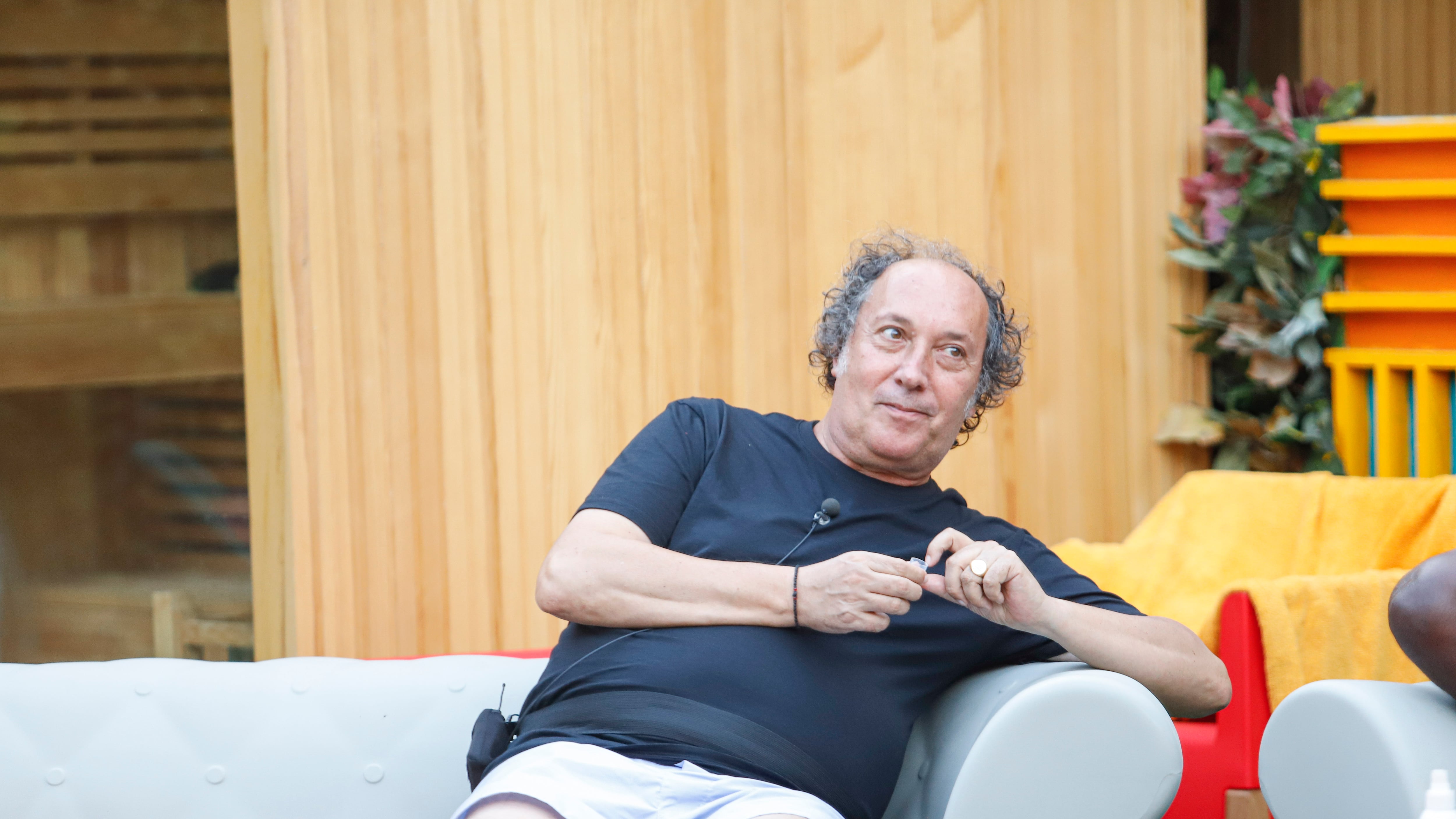 Il dramma di Fulvio Abbate: "Il tumore alla mandibola è tornato"