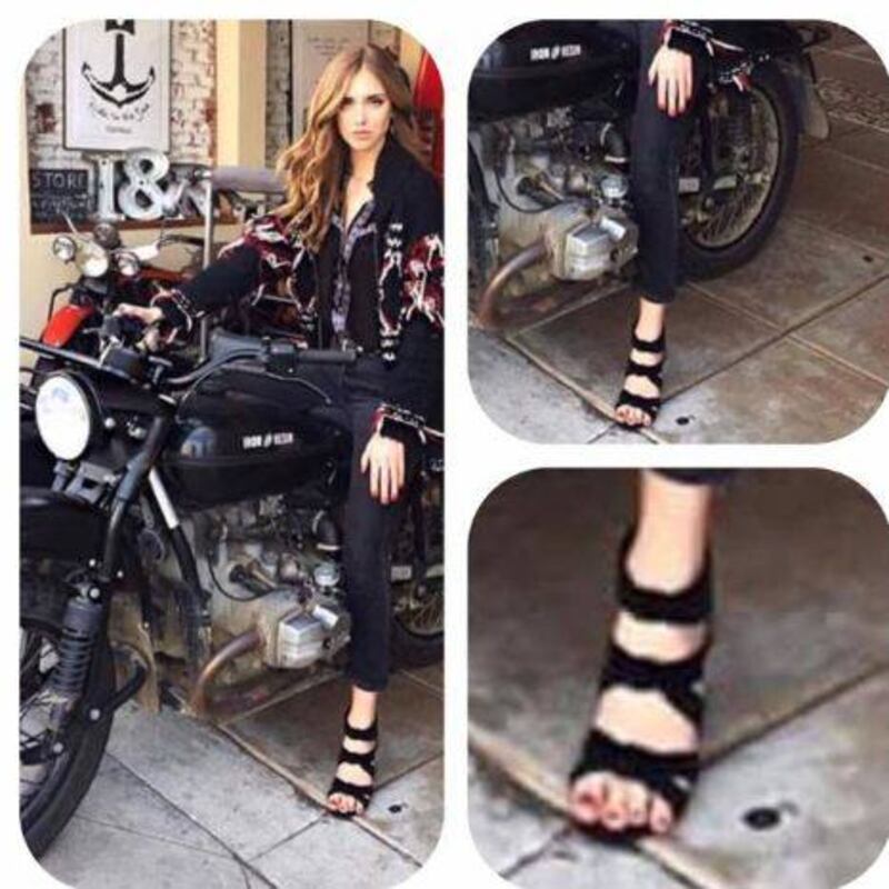 Chiara Ferragni e i piedi: l'ironia impazza sul web 3
