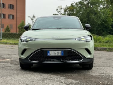 Smart #3, guarda la gallery del nuovo crossover elettrico coupè 4