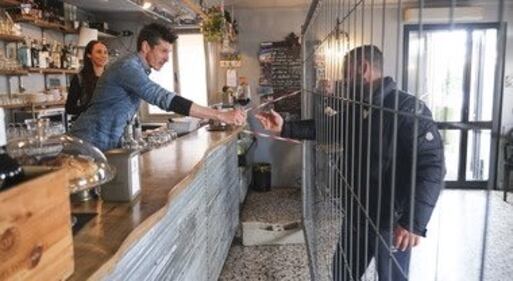 Dalle grate da cantiere ai nastri isolanti, tutti gli stratagemmi per far rispettare le regole  4