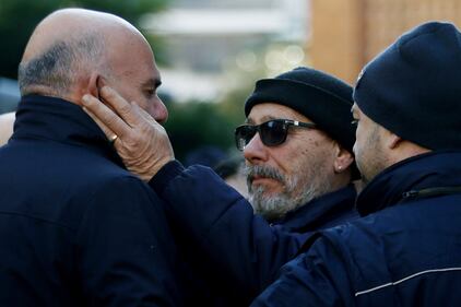 I funerali di Camilla e Gaia 4
