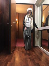 Nina Moric hot dopo la doccia 23
