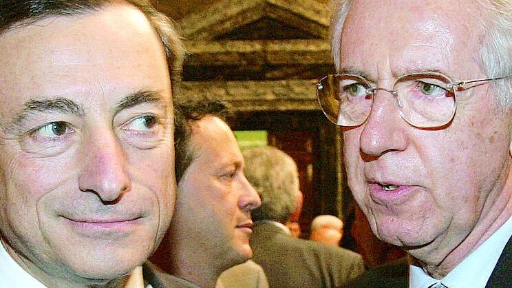 I conti dei Prof non tornano: sì alla manovra da 20 miliardi