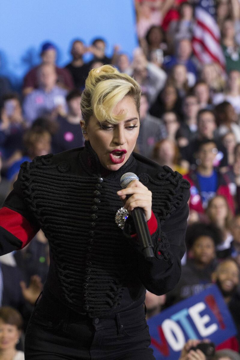 Lady Gaga per Hillary Clinton e le proteste negli Usa 7