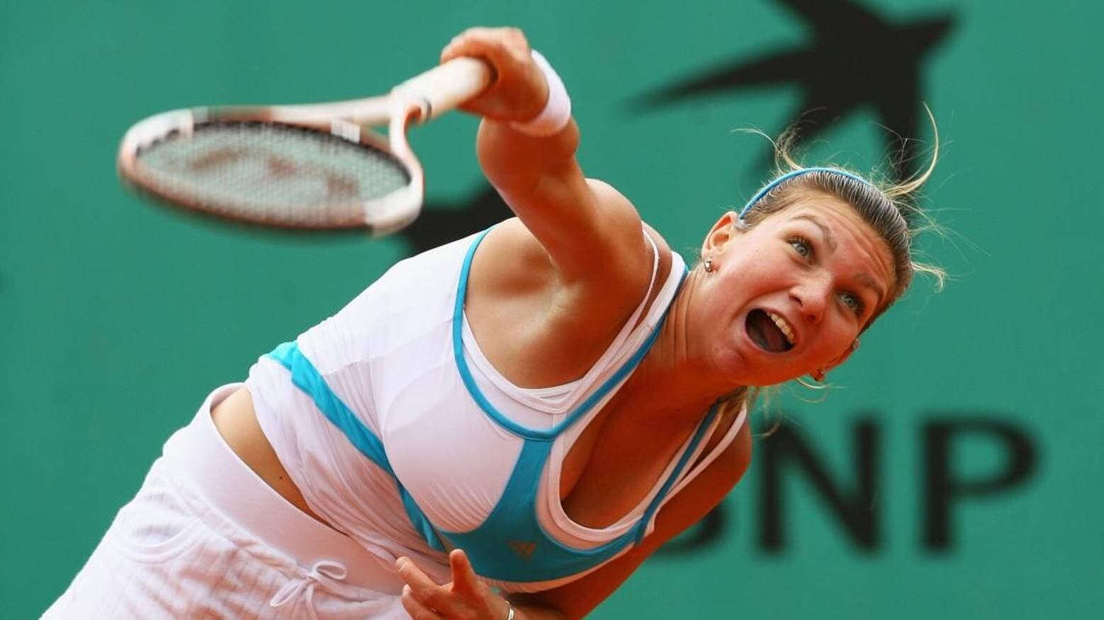Per vincere a Wimbledon Simona Halep si è ridotta il seno