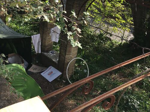 A Roma spunta una favela vicino a Piazza del Popolo