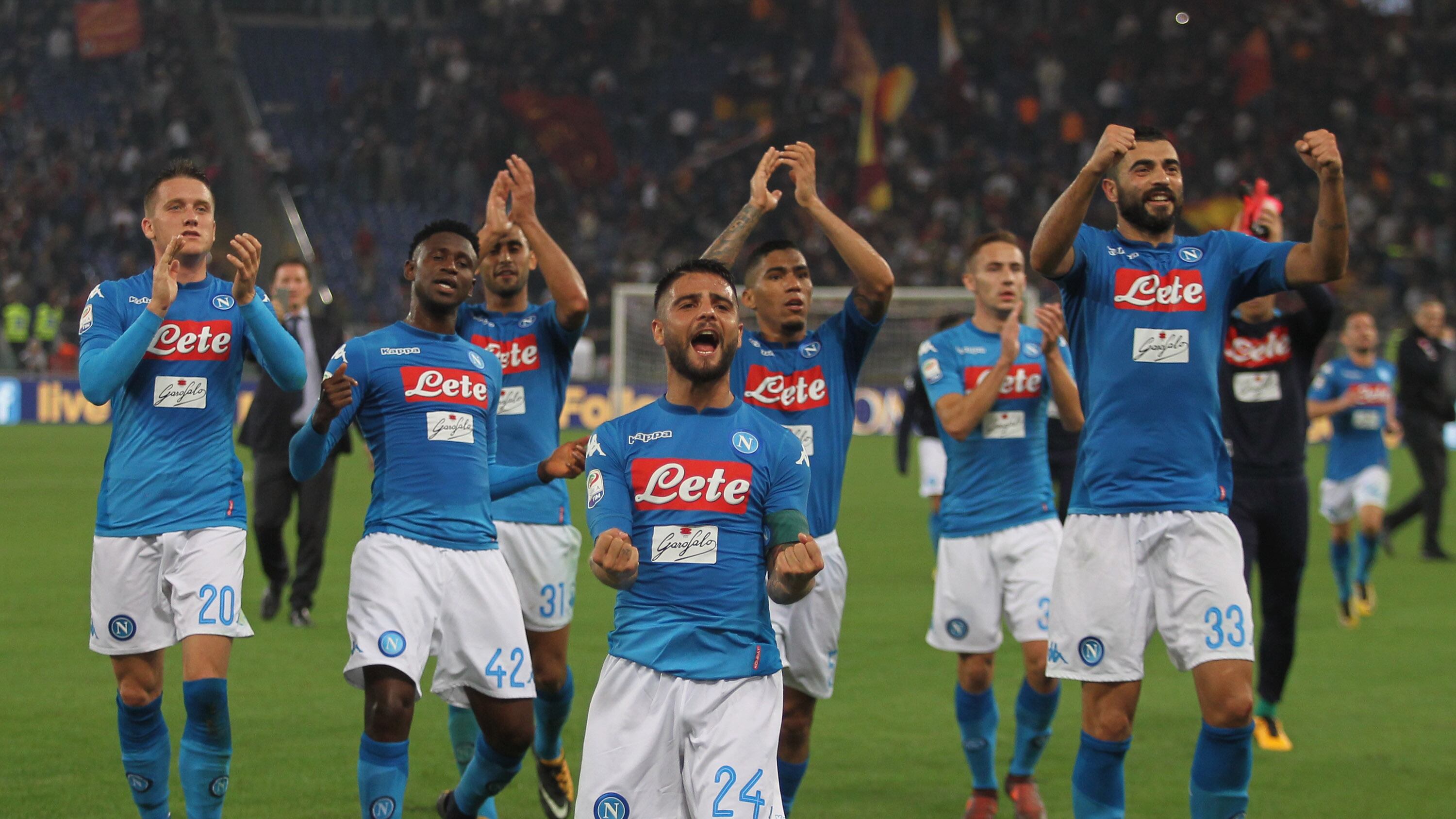 No mercato, no tournée e il Napoli meraviglia incanta Europa e Italia
