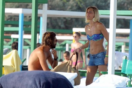 Deborah Roversi, l'ex di Pirlo in topless 13
