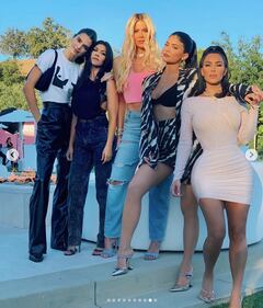 Kim Kardashian, estate hot in foto 7