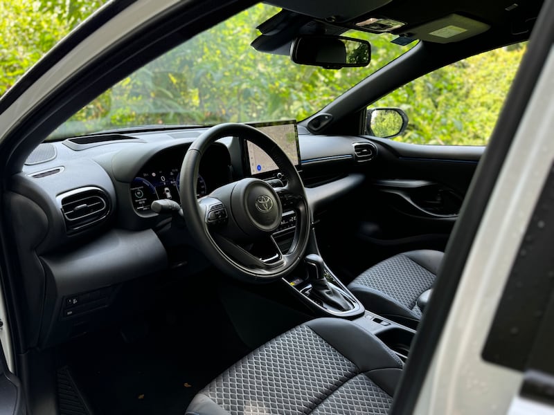 Toyota Yaris 2024: guarda la gallery del nuovo ibrido da 130 CV 13