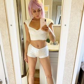 Miley Cyrus, le foto più sensuali 10