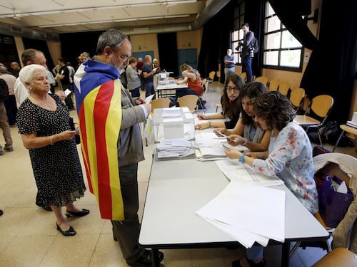 Spagna, Podemos primo a Barcellona
