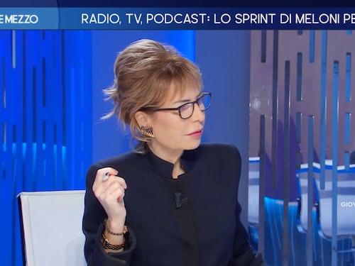 L’indecente sceneggiata a La7, Meloni da Fedez e le femministe: quindi, oggi…
