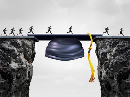 In Italia la scuola libera è solo libera di morire