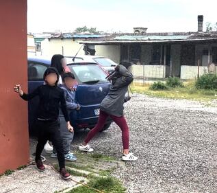 Aggressione al campo rom di Monte Bisbino a Milano 3