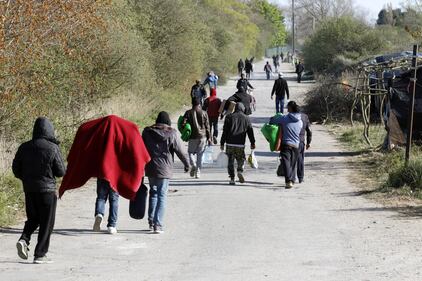 Calais invasa dai migranti 1