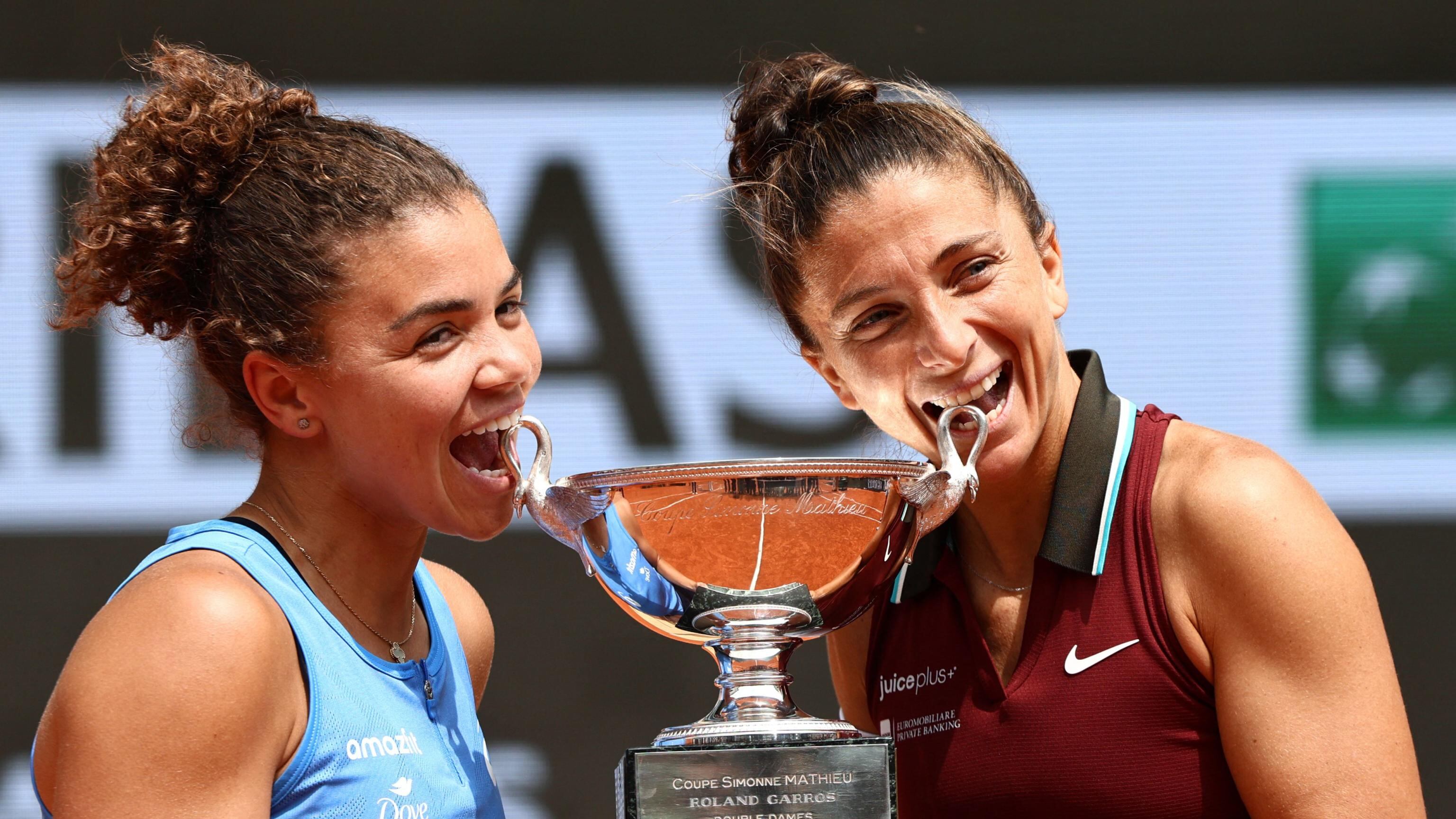 Roland Garros, Sara Errani e Jasmine Paolini campionesse: la coppia d'oro vince in tre set