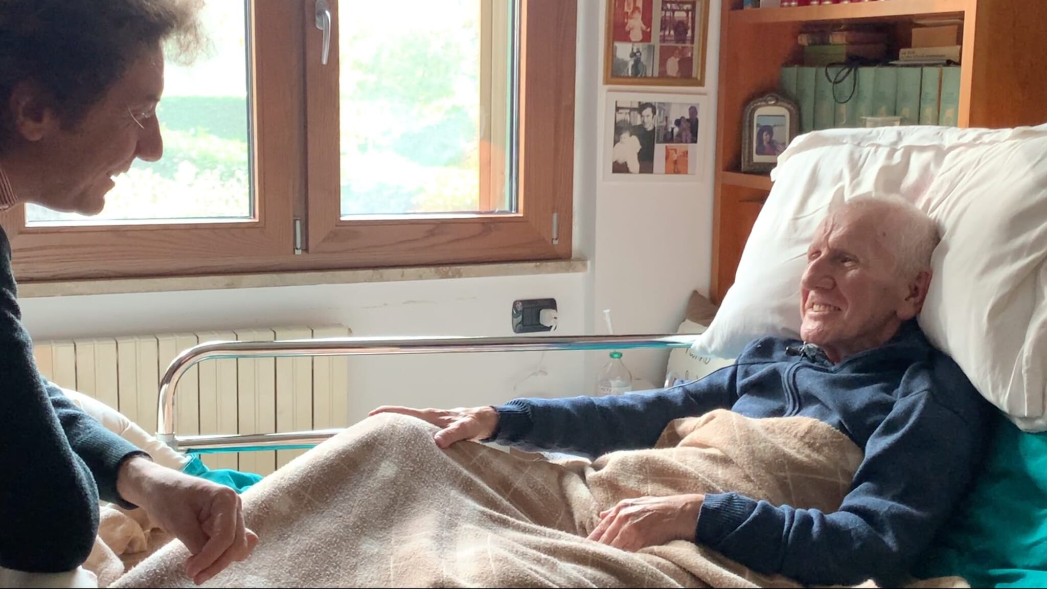 "Mi autodenuncerò". Cappato accompagna un uomo a morire in Svizzera