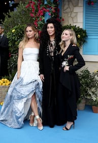 Cher e Meryl Streep, bacio lesbo in foto 3