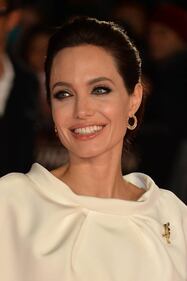 Angelina Jolie, 40 anni da diva: attrice impegnata, donna supersexy 26