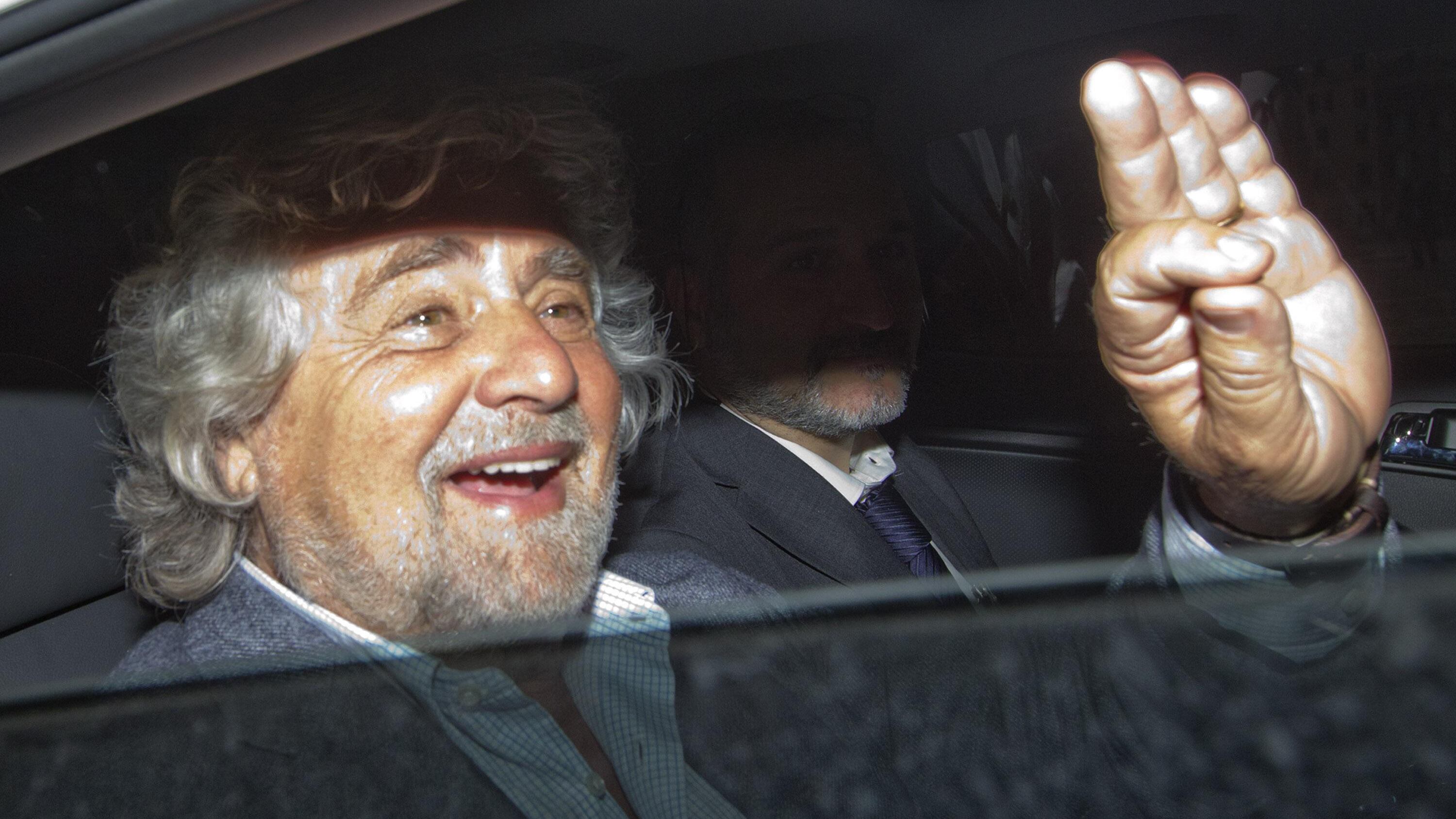 Dissidenti in rivolta contro Grillo: "Formiamo un nostro gruppo"