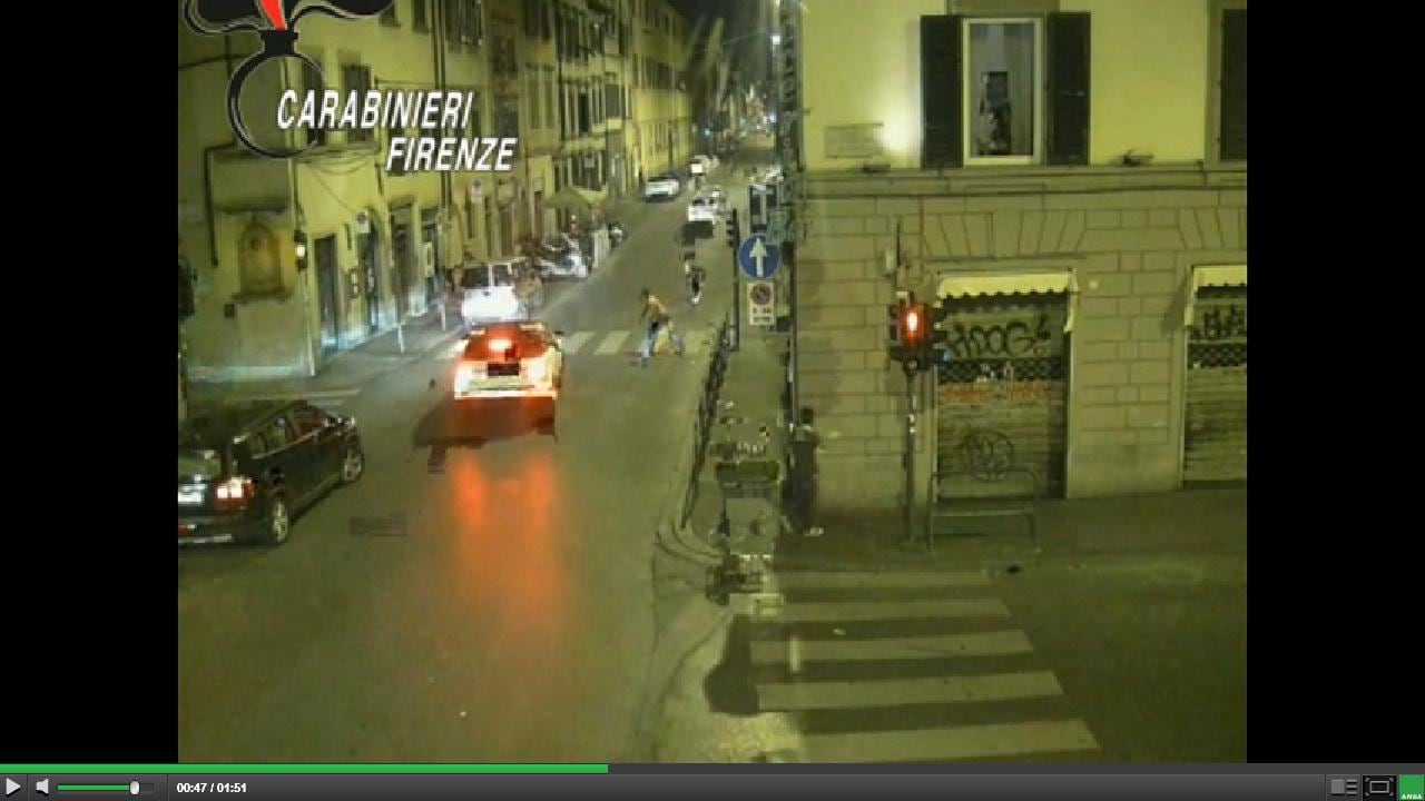 Firenze, rissa tra stranieri con pietre, cinture e sellini di bici